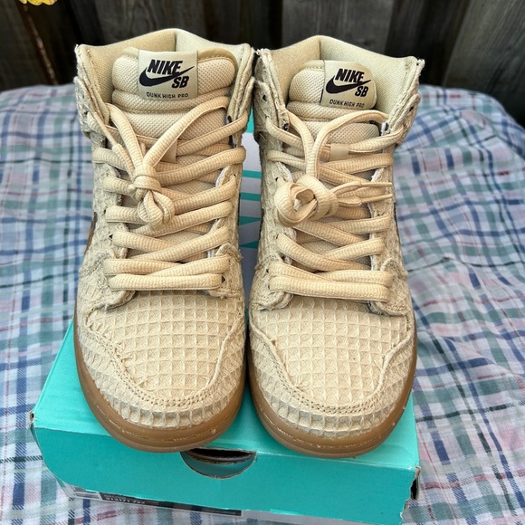 Nike Dunk High SB Waffle 
Size 6 - Picture 2 of 14